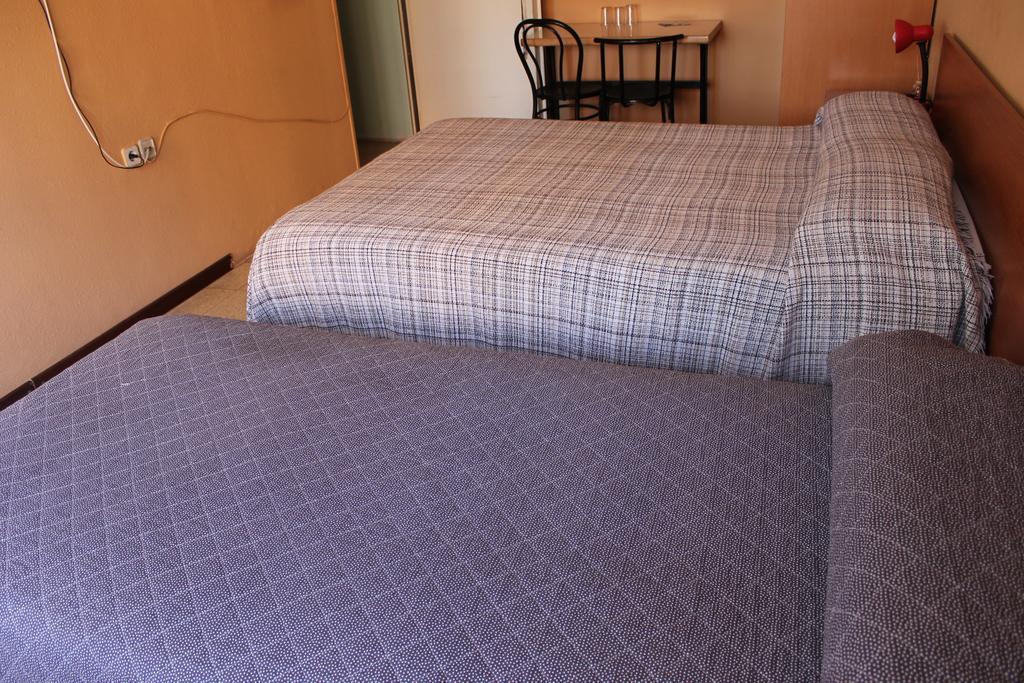 Hostal Cal Siles El Prat de Llobregat Room photo