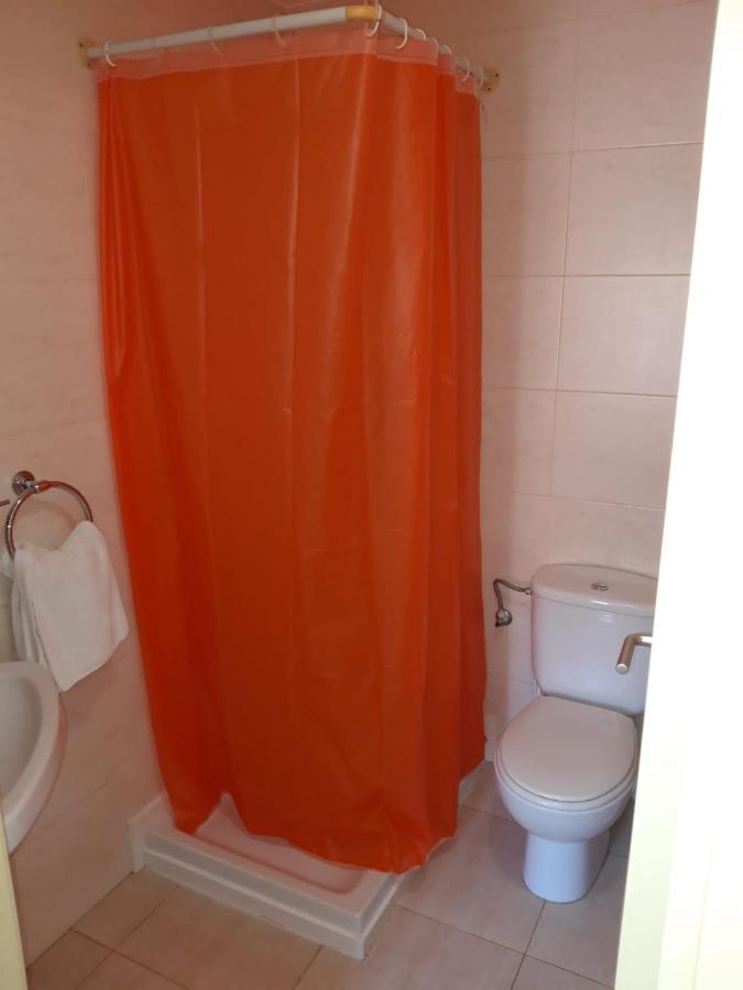 Hostal Cal Siles El Prat de Llobregat Exterior photo